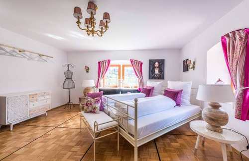 Freudenstadt House | 230 m² House ∙ 6 bedrooms ∙ 18 guests