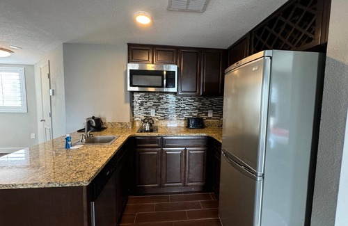 Florida Center Apartment | 2301 Enclave Skyline condo Near Universal