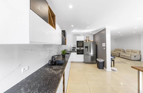 Beit Shemesh House | 232 m² House ∙ 6 bedrooms ∙ 15 guests