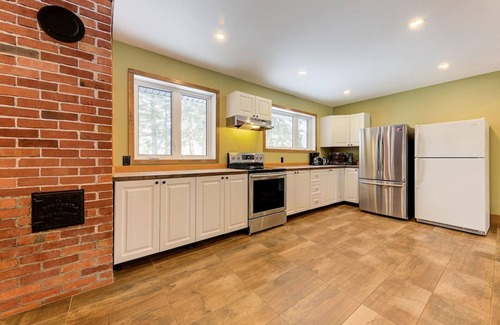 Saint-Gabriel-de-Valcartier House | 2355/2 · Villa des pins