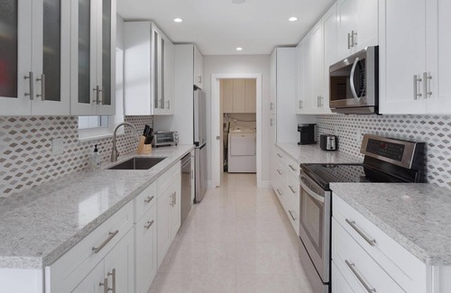 Lighthouse Point House | 2350 Managed By Brampton Park