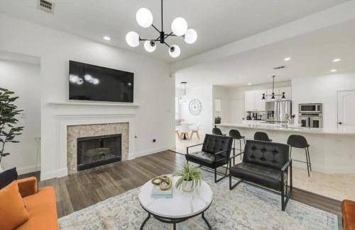 Rowlett House | 239 m² House ∙ 6 bedrooms ∙ 12 guests