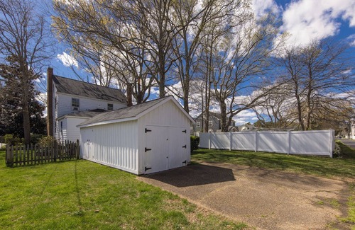 Northeast Virginia Beach House | 23rd Street White House by RedAwning