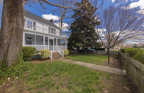 Northeast Virginia Beach House | 23rd Street White House