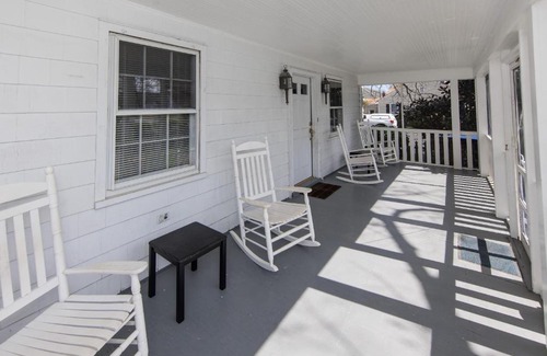 Northeast Virginia Beach House | 23rd Street White House