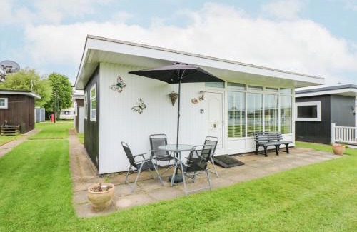 Chapel Saint Leonards House | 24 Cherry Park