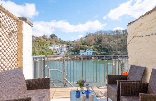 Fowey House | 24 Passage Street - Two Bedroom House, Sleeps 4