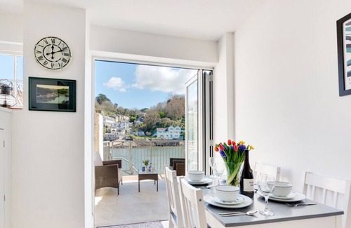 Fowey House | 24 Passage Street - Two Bedroom House, Sleeps 4