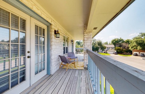 Round Rock House | 240 m² House ∙ 4 bedrooms ∙ 12 guests