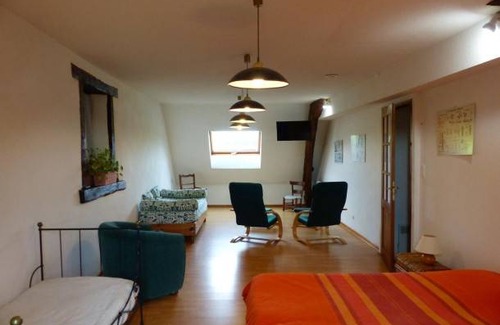 Audes House | 240 m² House ∙ 5 bedrooms ∙ 15 guests