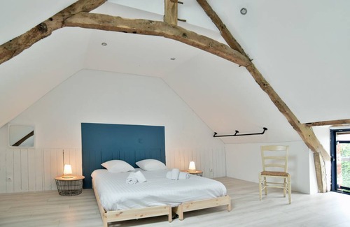 Saint-Lormel House | 240 m² House ∙ 6 bedrooms ∙ 11 guests