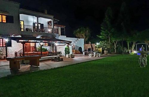 Moya House | 240 m² House ∙ 7 bedrooms ∙ 10 guests