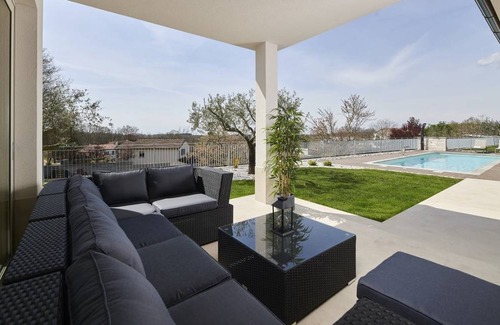 Jakovici Villa | 240 m² Villa ∙ 4 bedrooms ∙ 8 guests