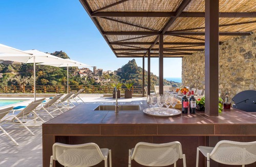 Savoca Villa | 240 m² Villa ∙ 5 bedrooms ∙ 10 guests