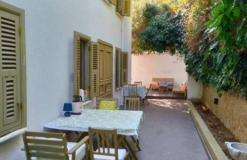 Adalar Villa | 240 m² Villa ∙ 5 bedrooms ∙ 12 guests