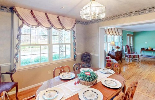 Orchard Hill House | 241 m² House ∙ 4 bedrooms ∙ 14 guests