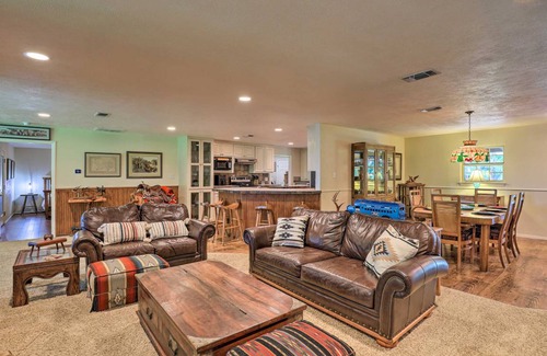 Dennis House | 246 m² House ∙ 3 bedrooms ∙ 10 guests