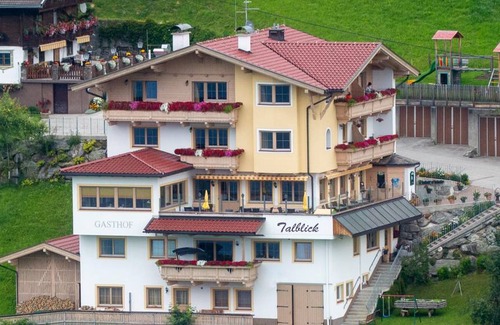 Distelberg Hotel | 25 m² Hotel ∙ 1 bedroom ∙ 4 guests