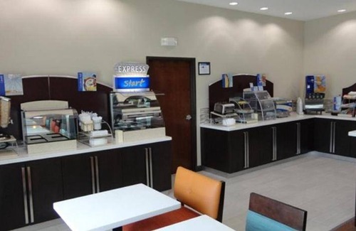 Kenedy Hotel | 25 m² Hotel ∙ 2 bedrooms ∙ 127 guests