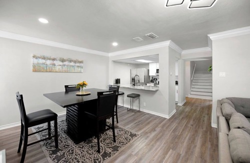 North Arlington Condo | 25% OFF-3BD/2.5BA-Condo-Six Flags-G.Prairie-GP32A
