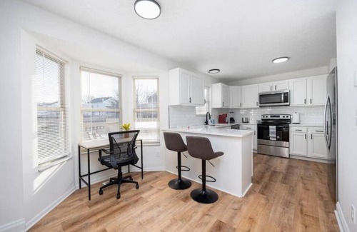 Columbus House | 25% OFF: Spacious 4 bedroom-Pet Friendly-Fenced