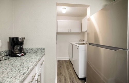 Irving Apartment | 25% Upgraded 2BD, Pool, DFW South 183/161- Irving
