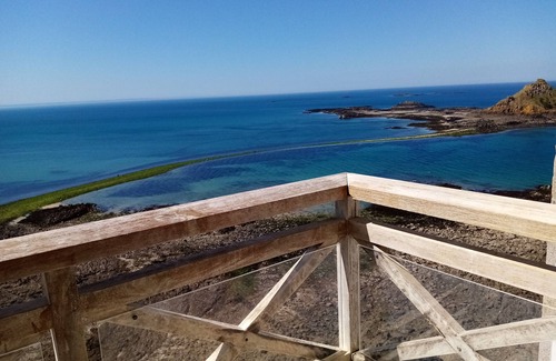 Pleneuf-Val-Andre Apartment | 250 ° panoramic sea view from the 10 windows ! Classified furnished with 4-star tourism.