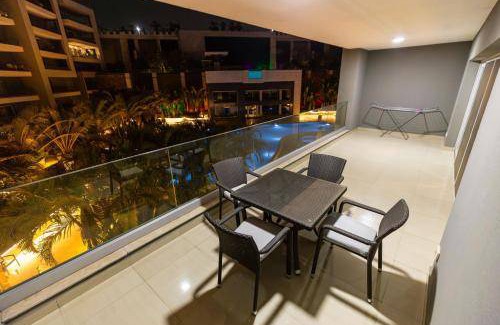 Heliopolis Apartment | 250 m² Apartment ∙ 3 bedrooms ∙ 6 guests