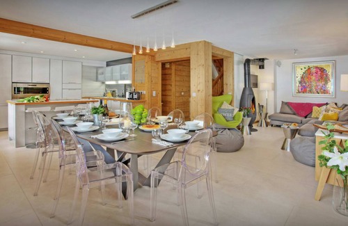 La Clusaz Ski Chalet | 250 m² Chalet ∙ 6 bedrooms ∙ 14 guests