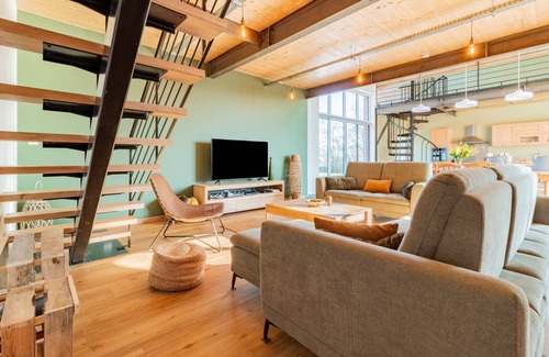Sommeron House | 250 m² House ∙ 4 bedrooms ∙ 11 guests