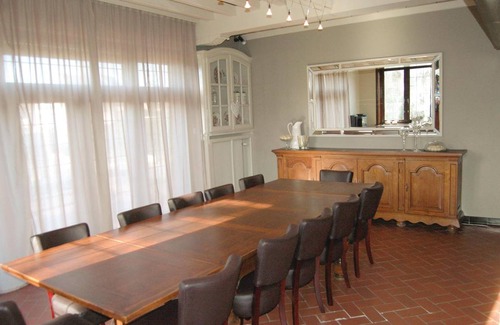 Poperinge House | 250 m² House ∙ 5 bedrooms ∙ 13 guests