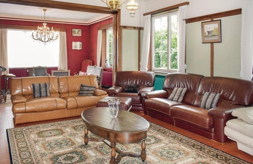 Poperinge House | 250 m² House ∙ 5 bedrooms ∙ 13 guests