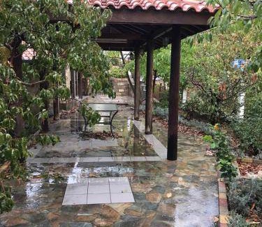 Vasa Koilaniou House | 250 m² House ∙ 6 bedrooms ∙ 13 guests