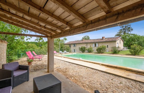 Salies Villa | 250 m² Villa ∙ 6 bedrooms ∙ 12 guests