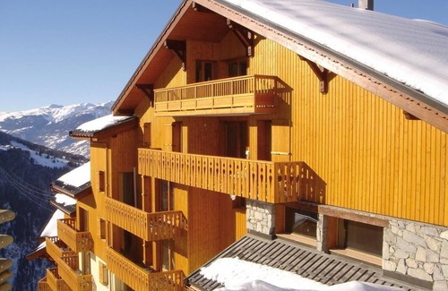 Plan Peisey Apartment | 250m from resort center, fitness, swimming pool, terrace, balcony, tv, ski locker, 49-55m²