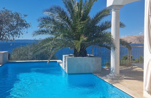 Stara Baska House | 255 m² House ∙ 6 bedrooms ∙ 12 guests