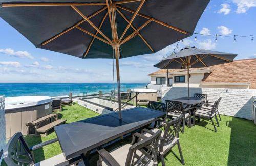 Mission Beach House | 255 m² House ∙ 7 bedrooms ∙ 22 guests
