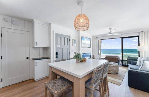 Mission Beach House | 255 m² House ∙ 7 bedrooms ∙ 22 guests
