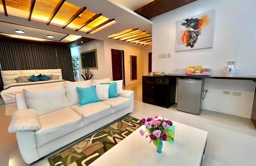 Puerto Princesa City Centre House | 2554 m² House ∙ 5 bedrooms ∙ 16 guests