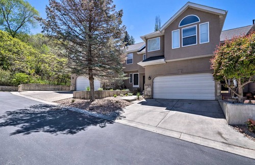 Cottonwood Heights Apartment | 260 m² Apartment ∙ 4 bedrooms ∙ 12 guests