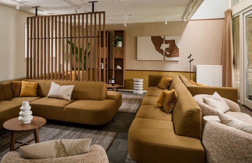 Maastricht House | 260 m² Bungalow ∙ 10 bedrooms ∙ 20 guests