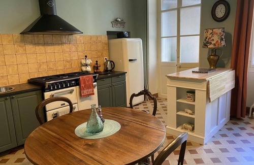 Epoisses Cottage | 260 m² Cabin ∙ 4 bedrooms ∙ 8 guests