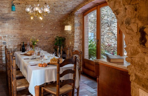 Fonteta House | 260 m² Farmhouse ∙ 4 bedrooms ∙ 9 guests