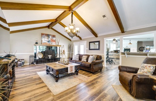 Redlick House | 260 m² House ∙ 3 bedrooms ∙ 8 guests