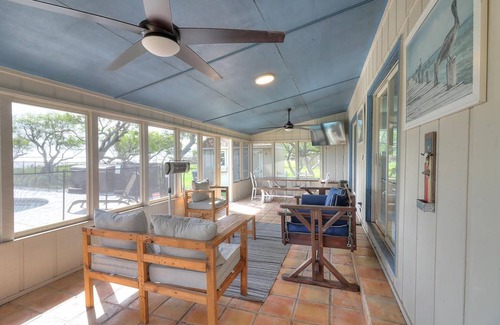 Bayside House | 260 m² House ∙ 4 bedrooms ∙ 15 guests