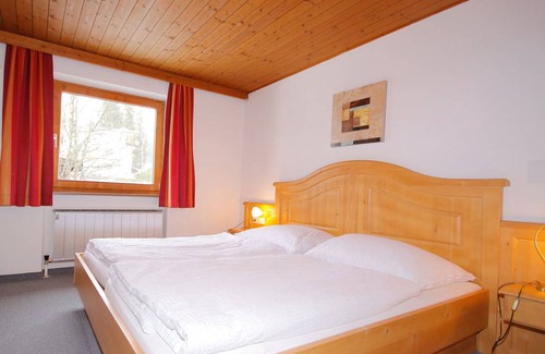 Juns House | 260 m² House ∙ 9 bedrooms ∙ 20 guests
