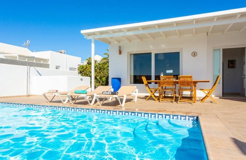 Los Mojones Villa | 260 m² Villa ∙ 5 bedrooms ∙ 11 guests