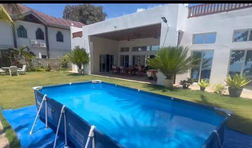 Merida Villa | 260 m² Villa ∙ 4 bedrooms ∙ 24 guests