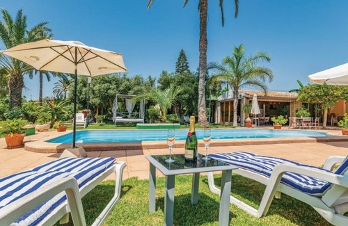 La Marina Villa | 260 m² Villa ∙ 7 bedrooms ∙ 18 guests