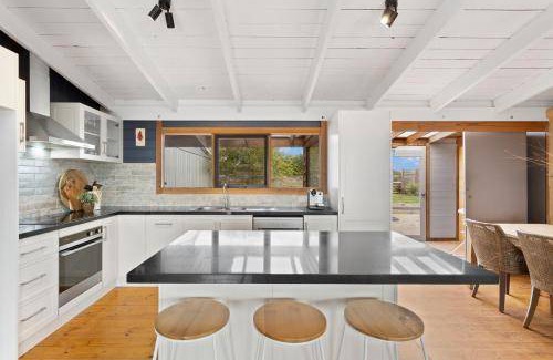 Coronet Bay House | 265 m² House ∙ 6 bedrooms ∙ 11 guests